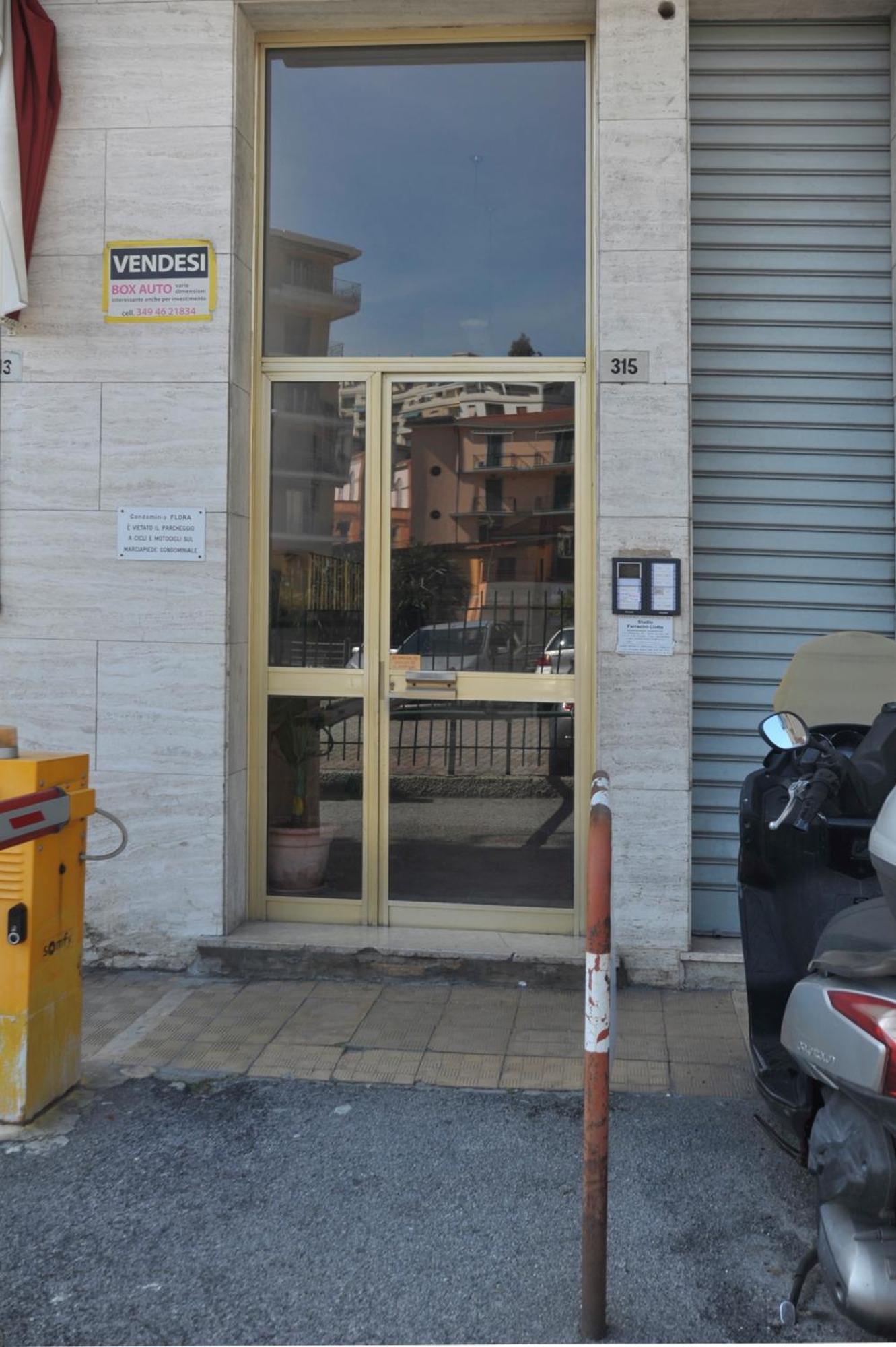 Apartamento Casa Carina Centro Citta Con Garage Privato San Remo Exterior foto