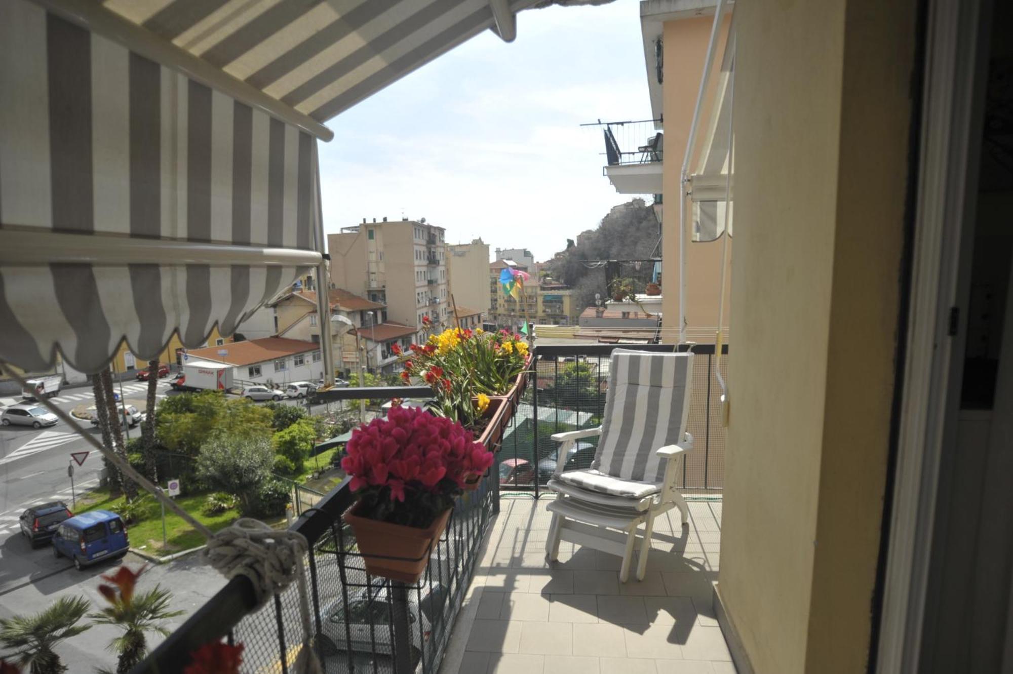 Apartamento Casa Carina Centro Citta Con Garage Privato San Remo Exterior foto