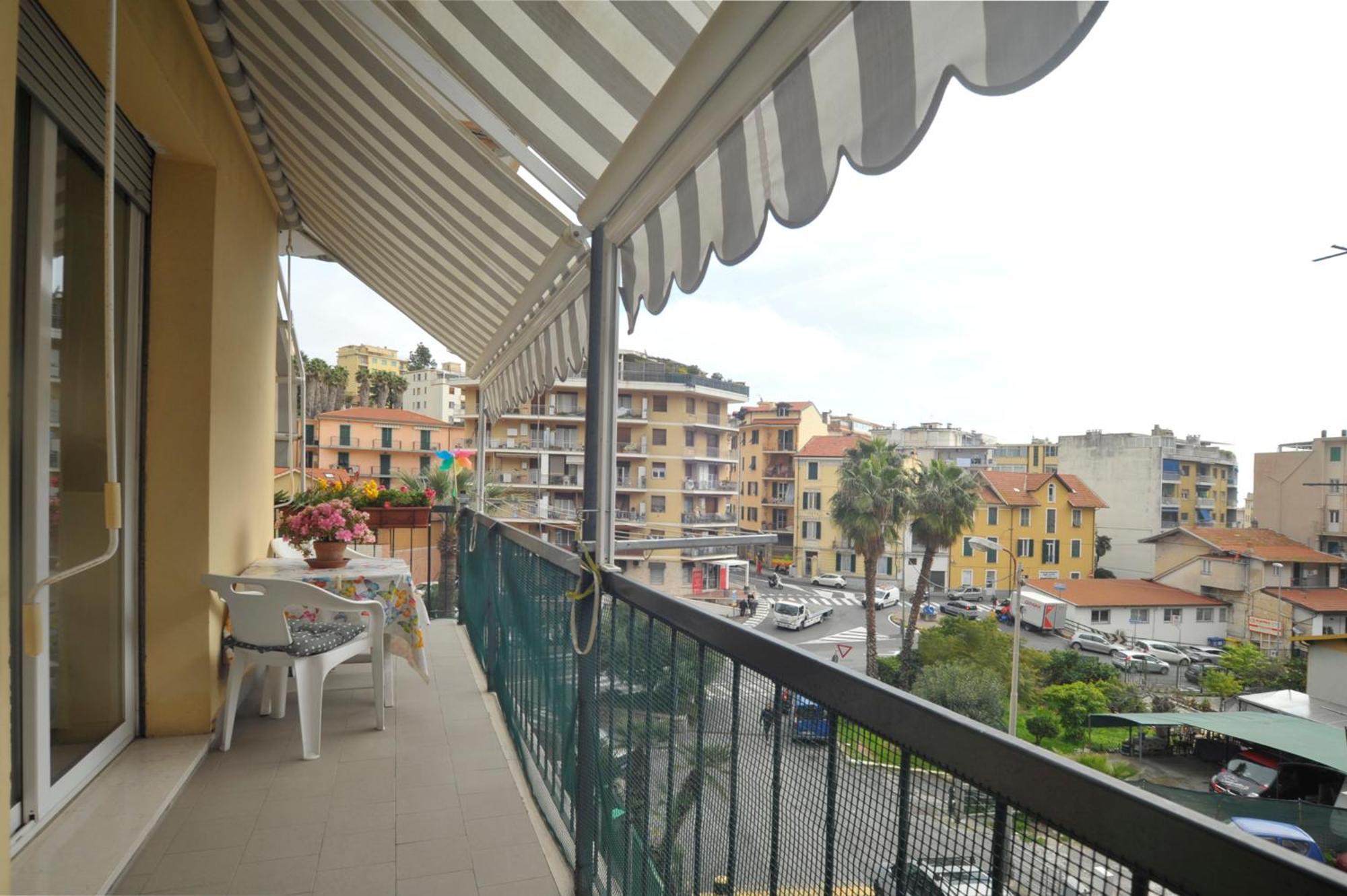 Apartamento Casa Carina Centro Citta Con Garage Privato San Remo Exterior foto